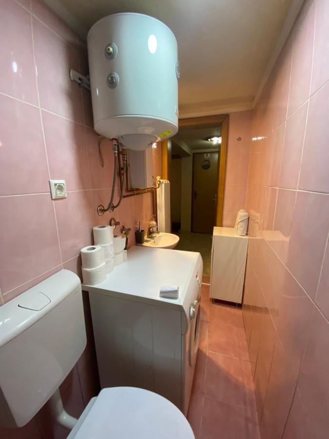 Apartman Benjamin Apartment Tuzla Exterior photo