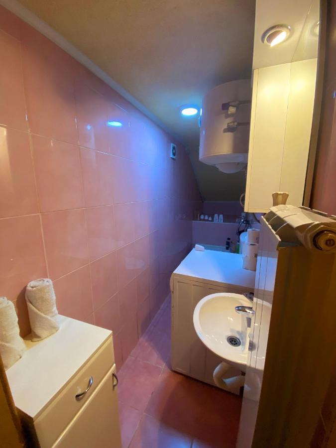 Apartman Benjamin Apartment Tuzla Exterior photo